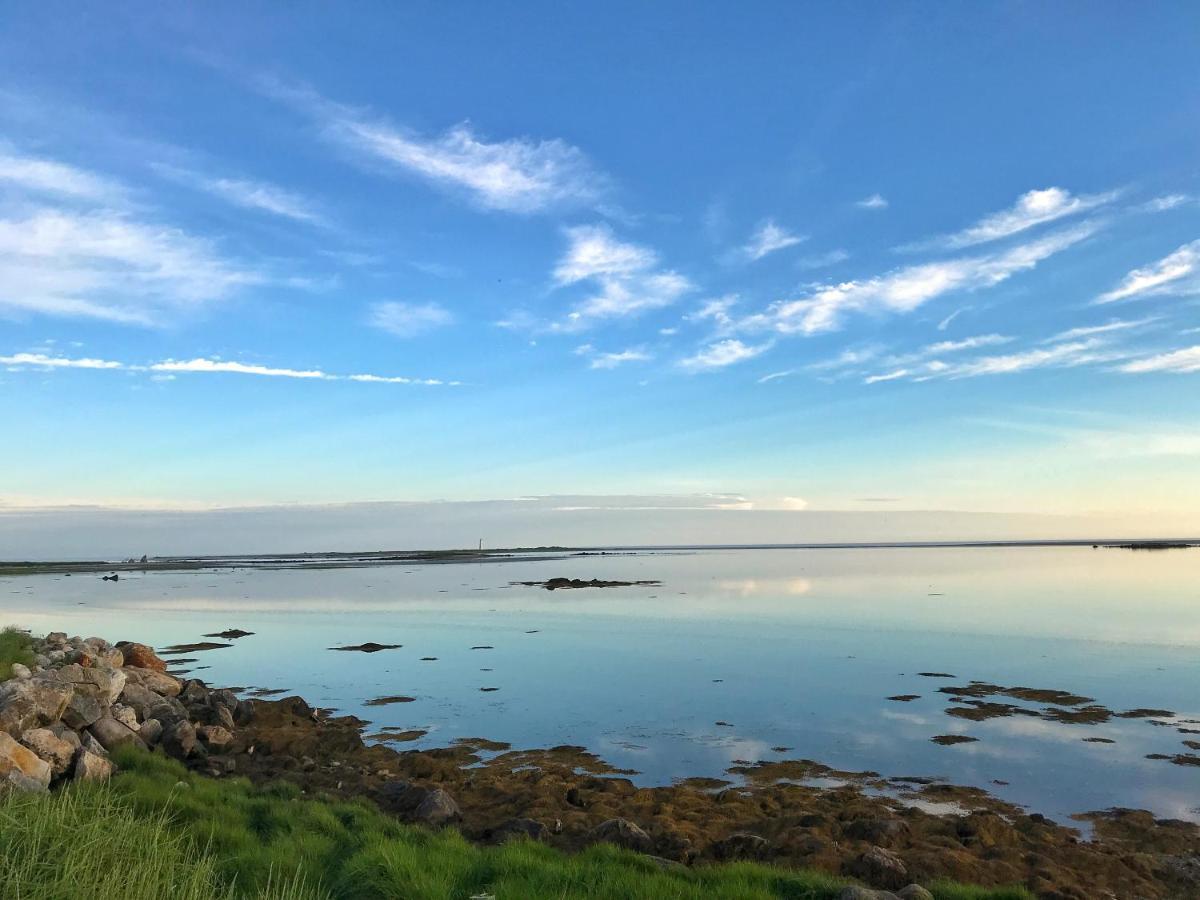 The East Wind Guesthouse Clark's Harbour 外观 照片